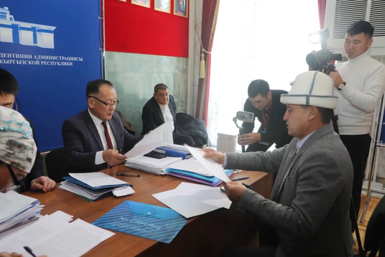 III Элдик Курултайдын жүрүшүндө Президенттин Администрациясына жарандардан 2 миңден ашуун кайрылуу түштү